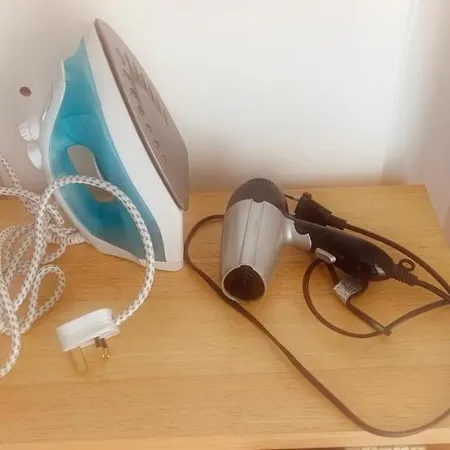Free Car Park And Walk To Coop, Etihad, Piccadilly Manchester City Centre, Free Snacks-3